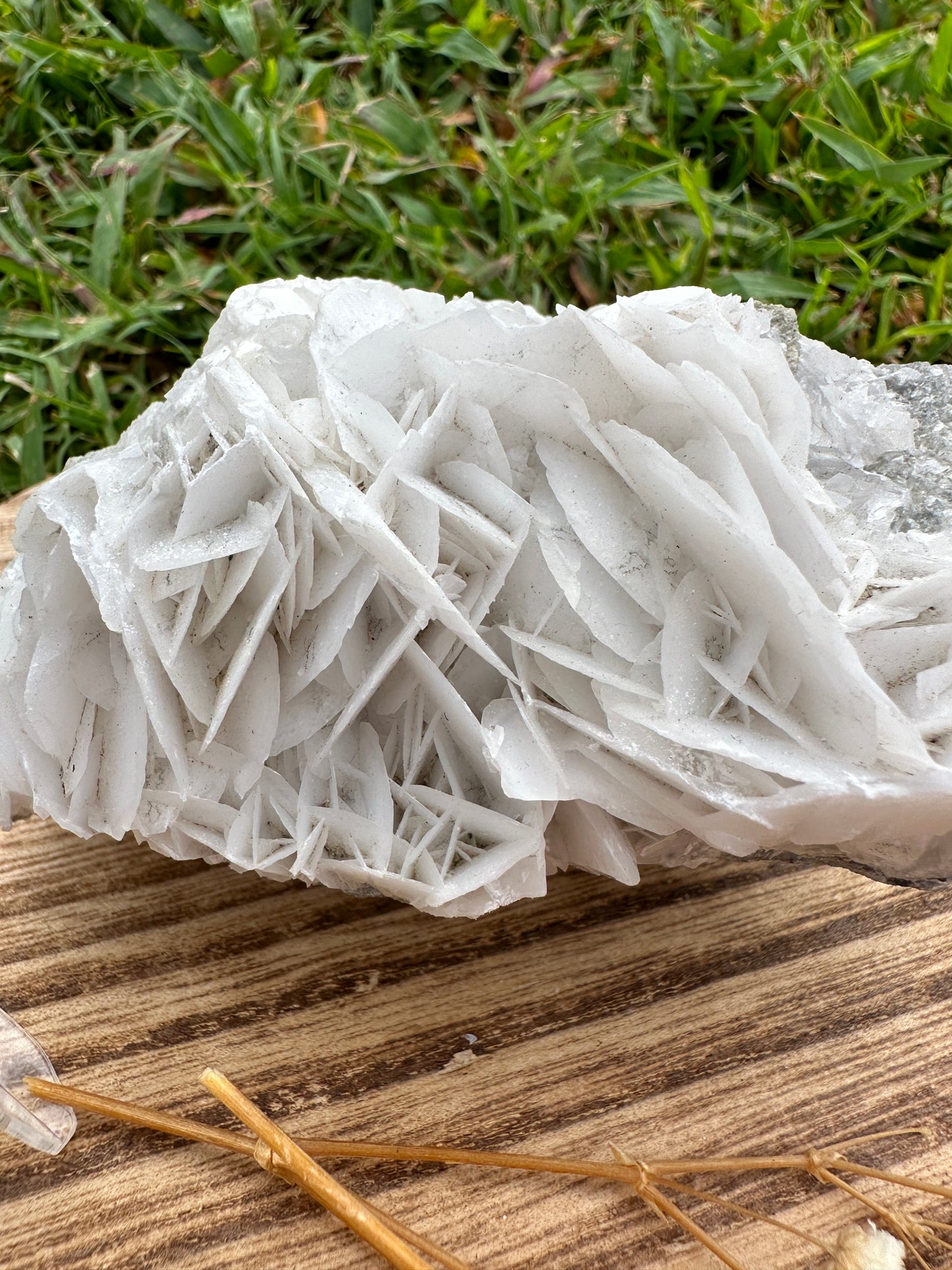 Calcite specimen, UV reactive pink calcite specimen