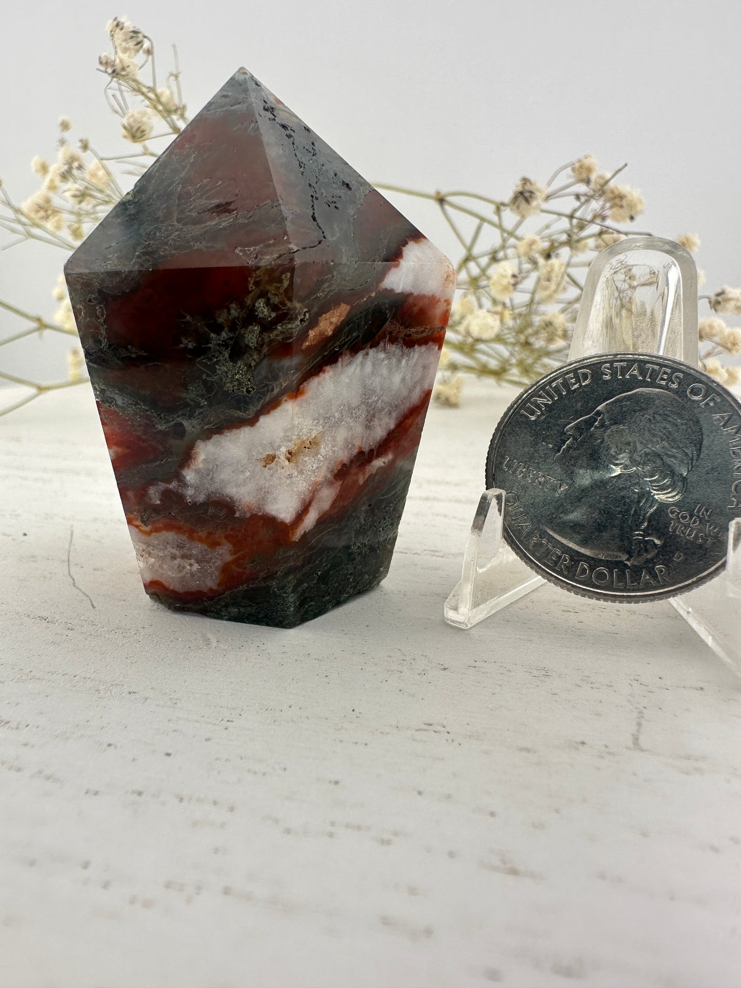 Red moss agate cupcake / point