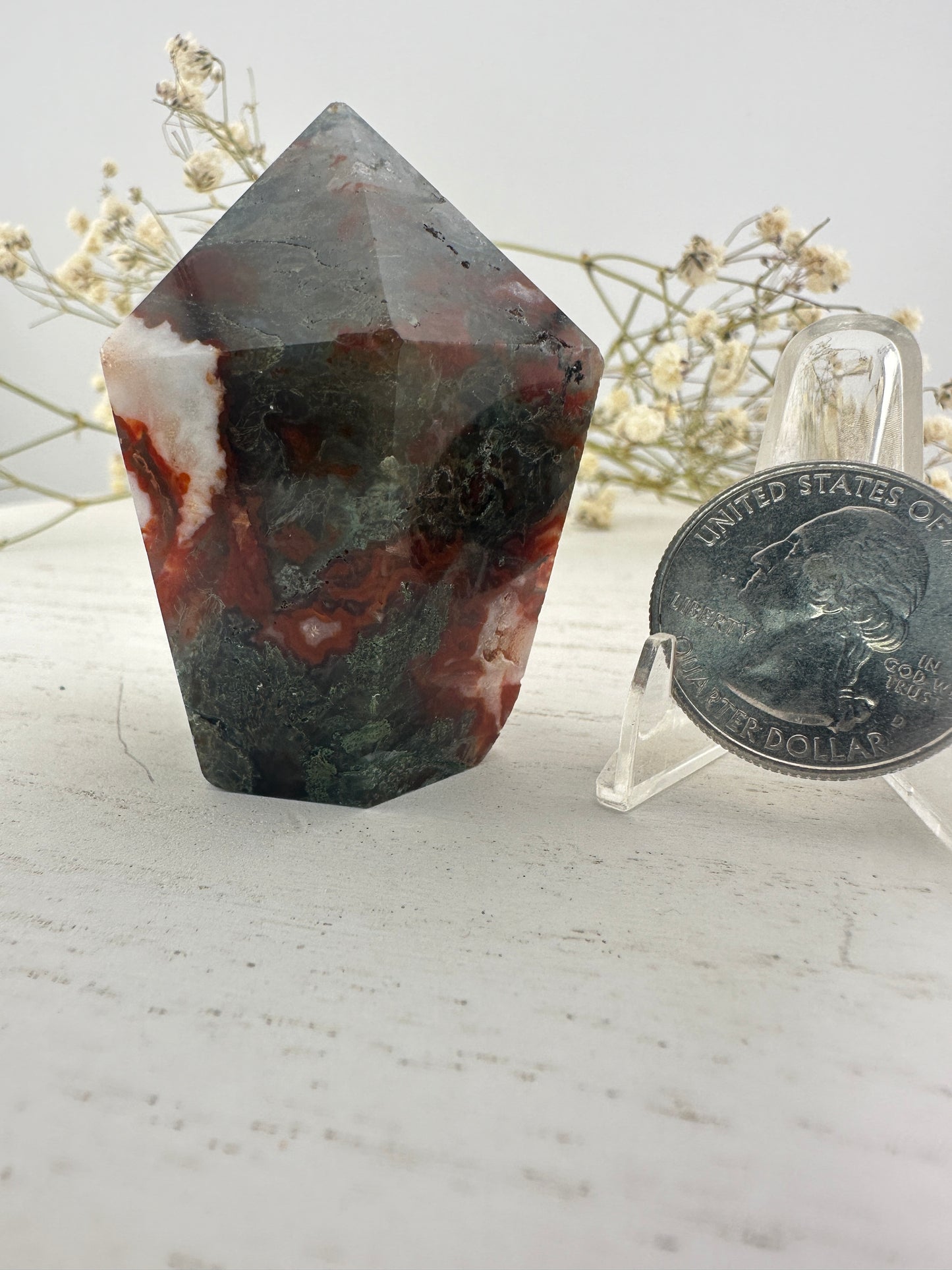 Red moss agate cupcake / point