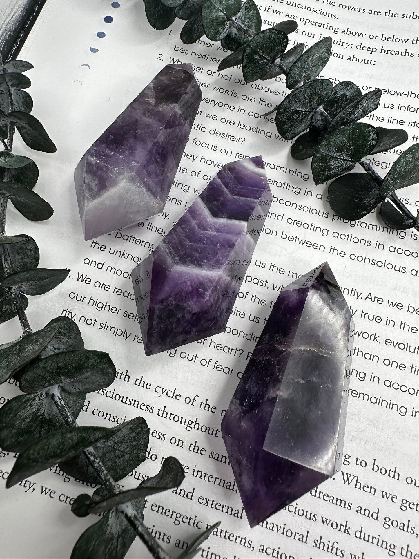 Double terminated amethyst, DT dream amethyst, chevron amethyst double point