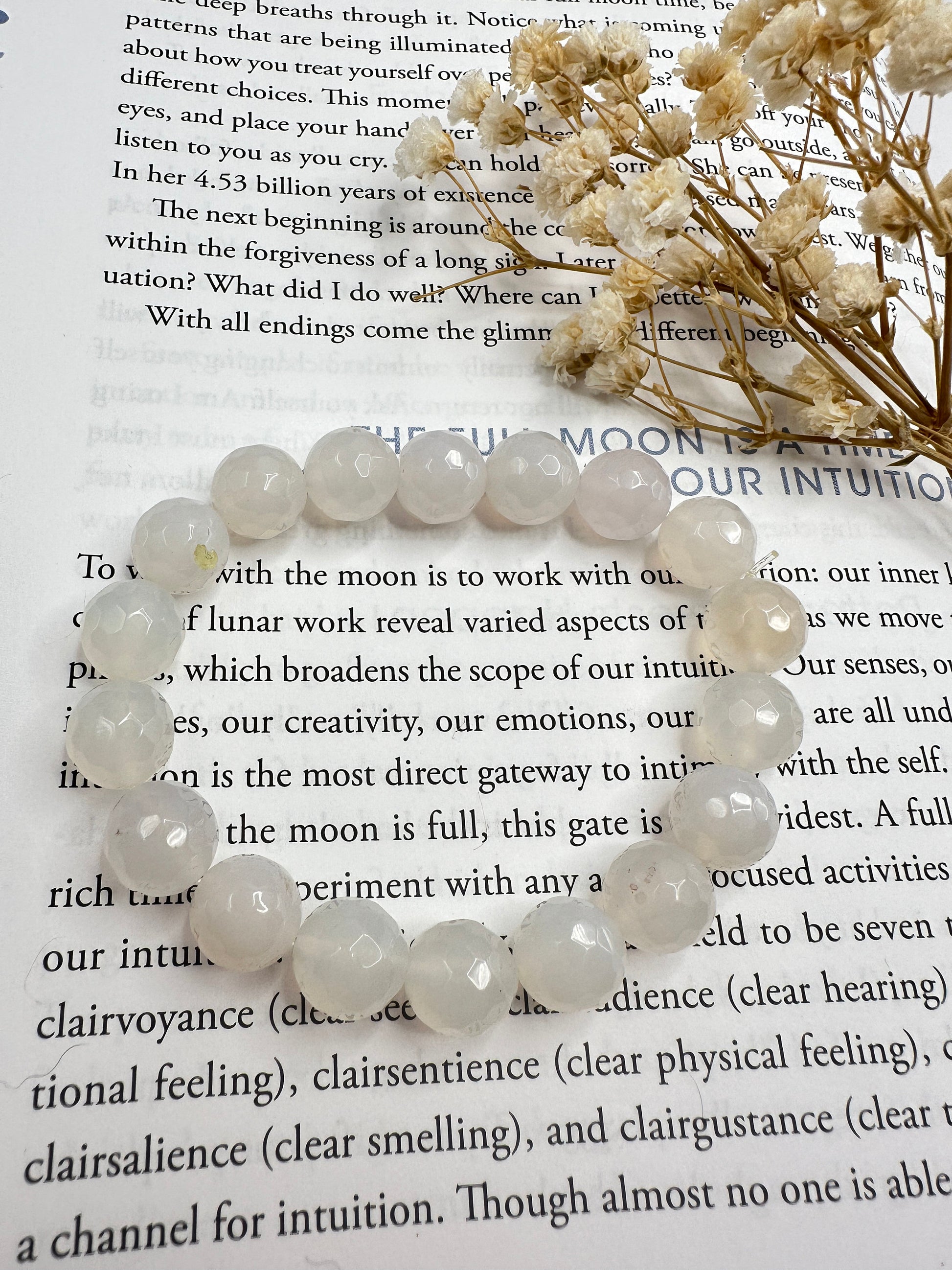 Winter white agate beaded bracelet, crystal bead bracelet