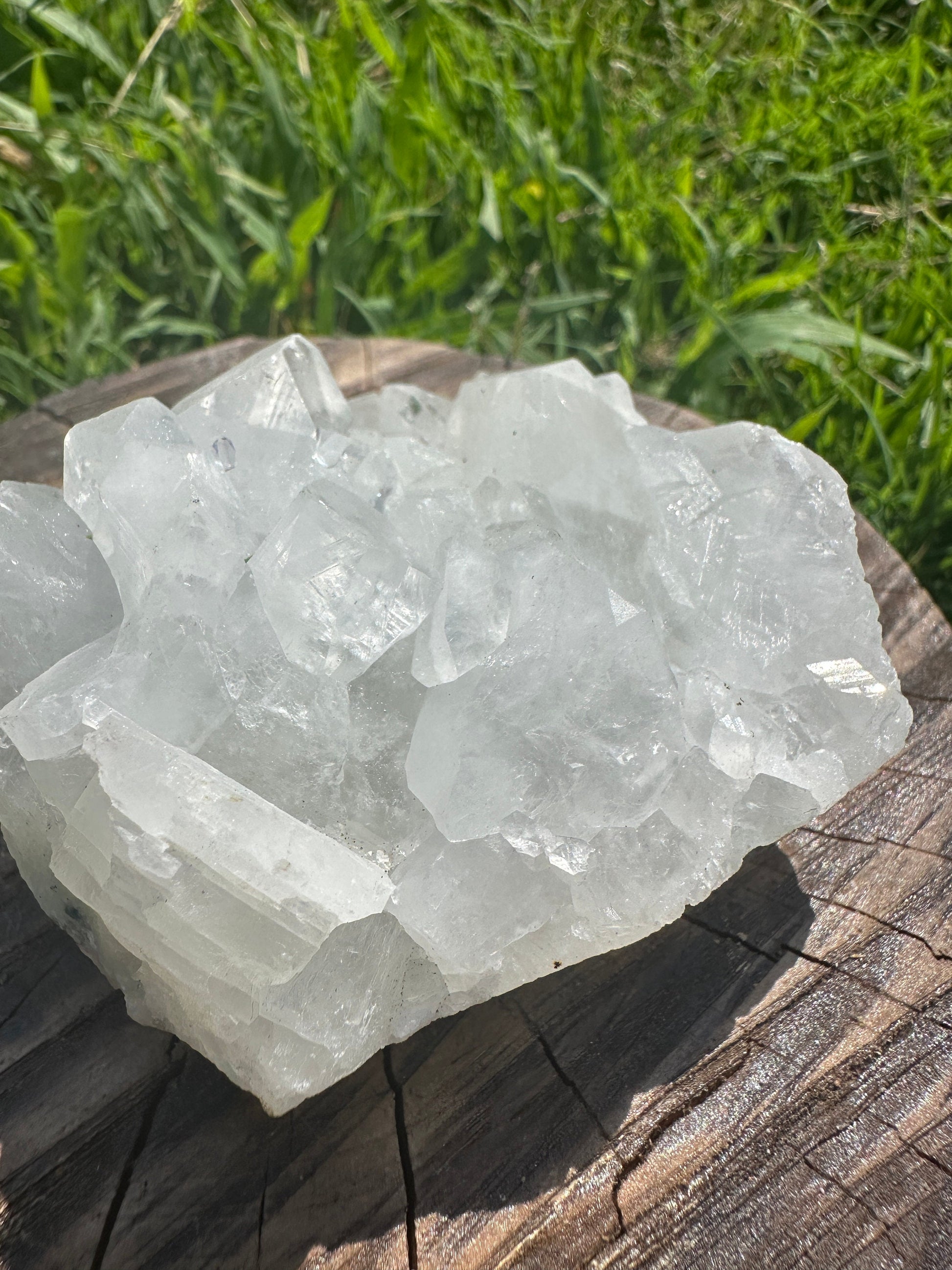 Diamond apophyllite specimen B, apophyllite crystal